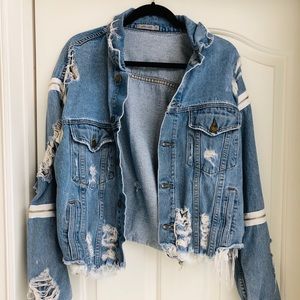 CARMAR LF DISTRESSED DENIM JACKET w/ ZIPPER DETAIL